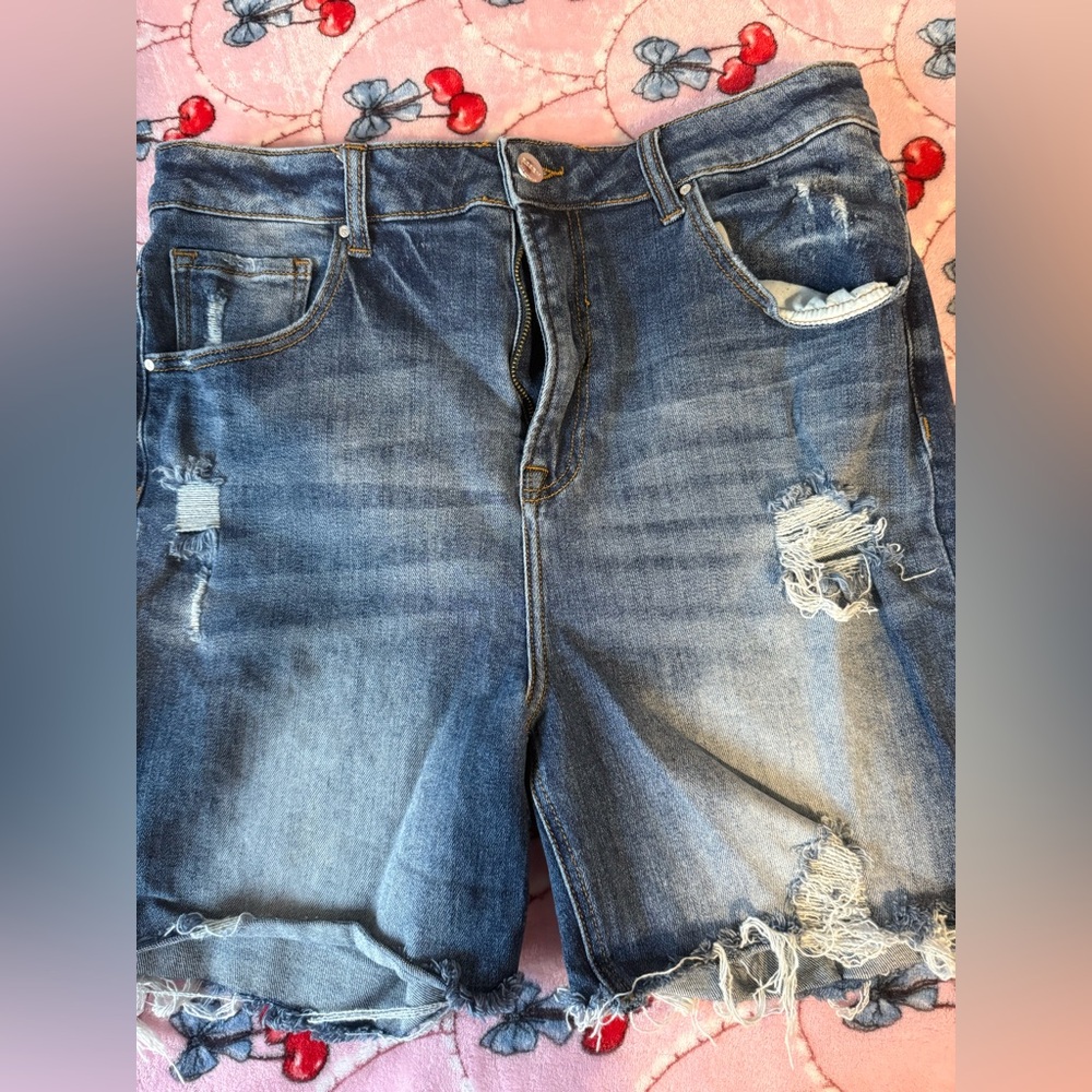 Women’s Distressed Blue Denim Jeans - Classic Casual Fit